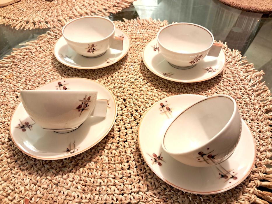 Conjunto de café Vista Alegre em estilo moderno