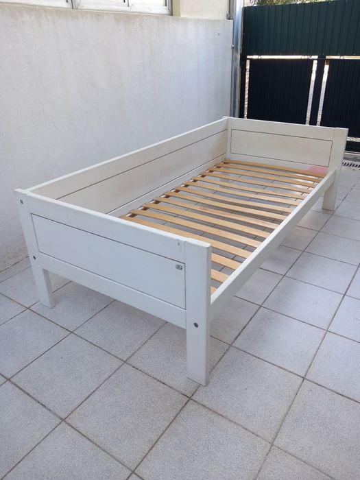 Cama de Criança com estrado