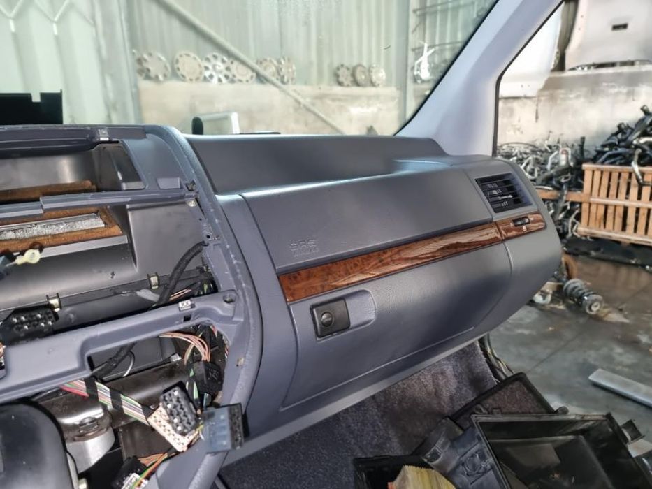 tablier com air bags Mercedes V220 cdi 2004