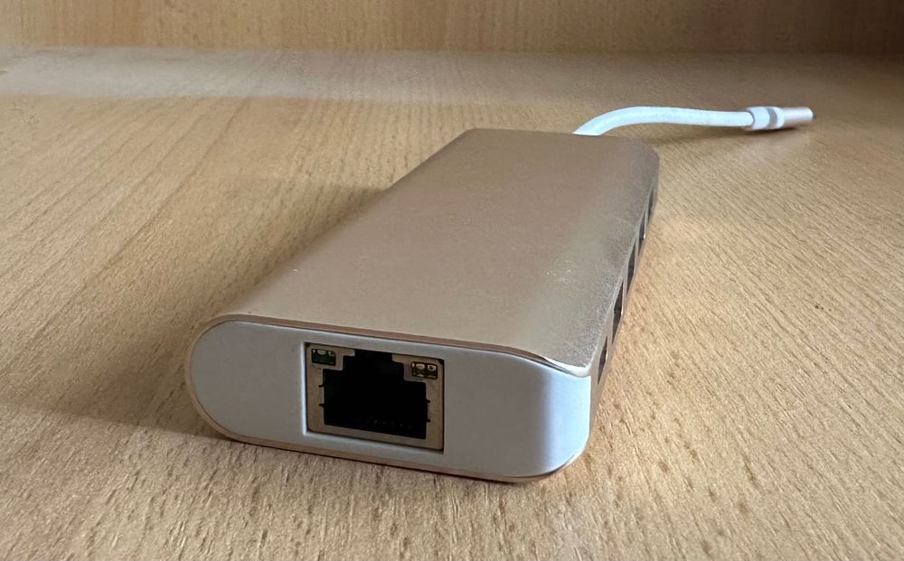 Adaptador USB C para USB 2/3 e Rede Gigabit