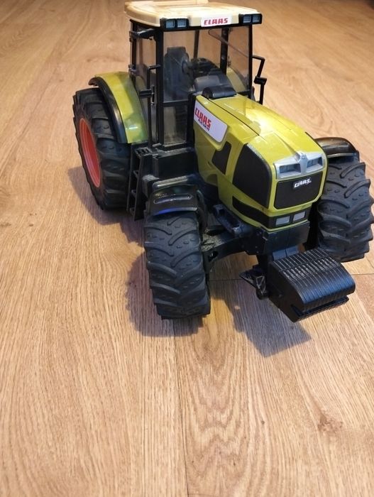 Trator Claas original