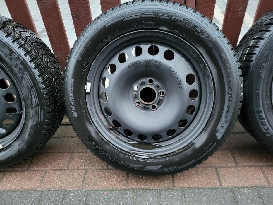 Felgi stalowe 5x108 z oponami 235/55R17 zima