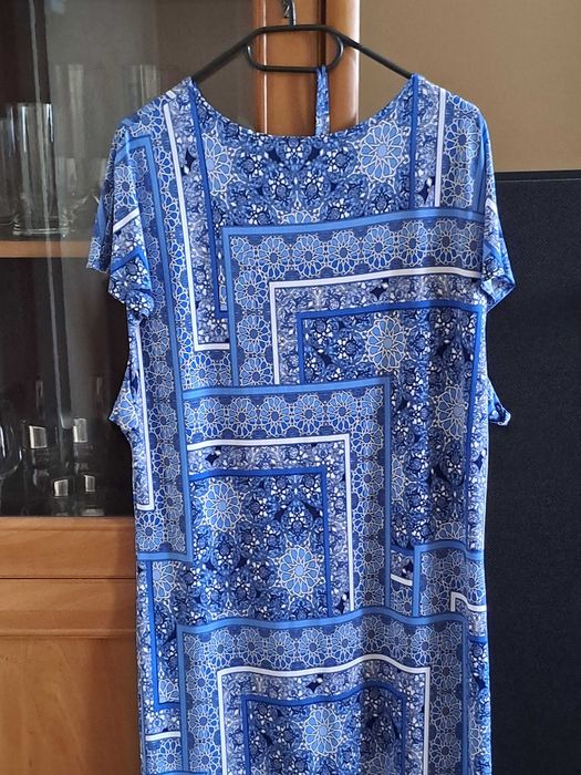 Piekna letnia sukienka Grey Wolf XL