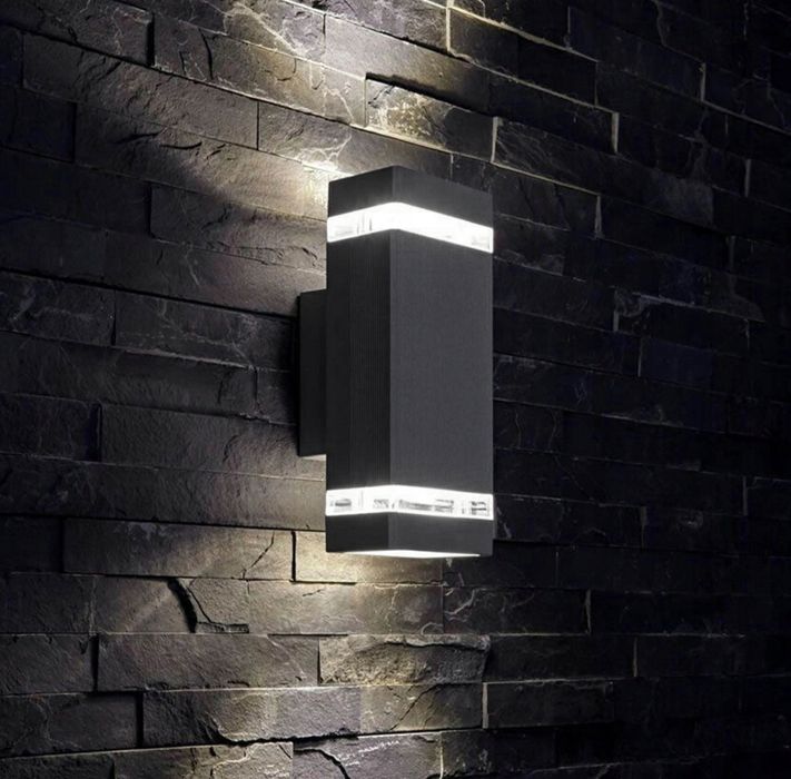 Lampa elewacyjna