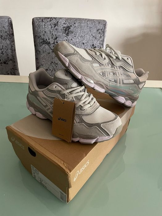 Sapatilhas ASICS novas gel NYC 41,5
