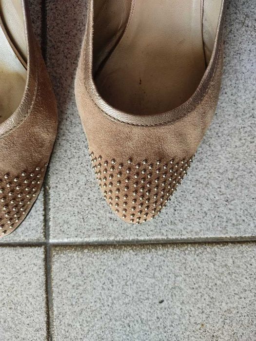 Sandália de festa com tacão