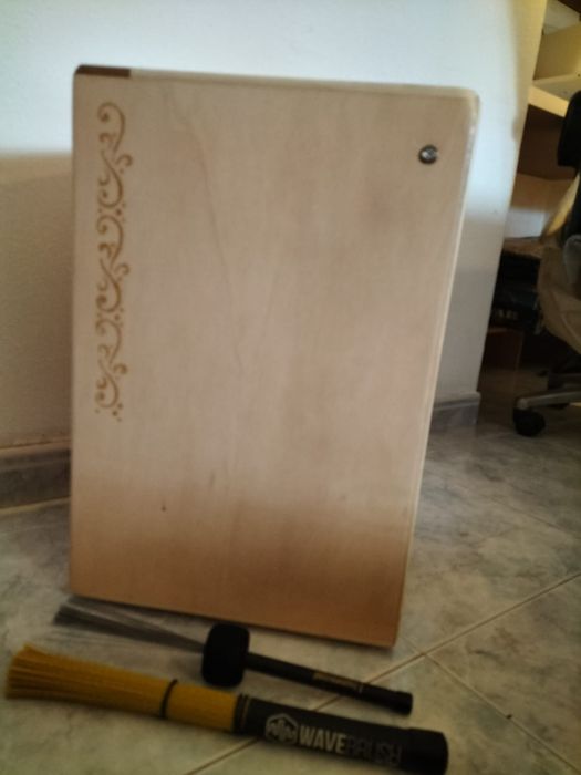 Cajón sagiet encomendado por artesão & vassouras - Ideal para estilo samba e jazz