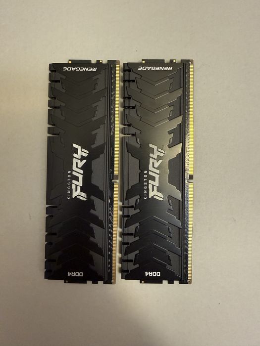 RAM DDR4 Kingston Fury Renegade 16GB 3600 MHZ CL16