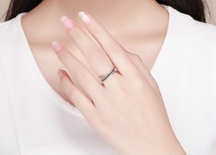 Прикраса жіноча срібло