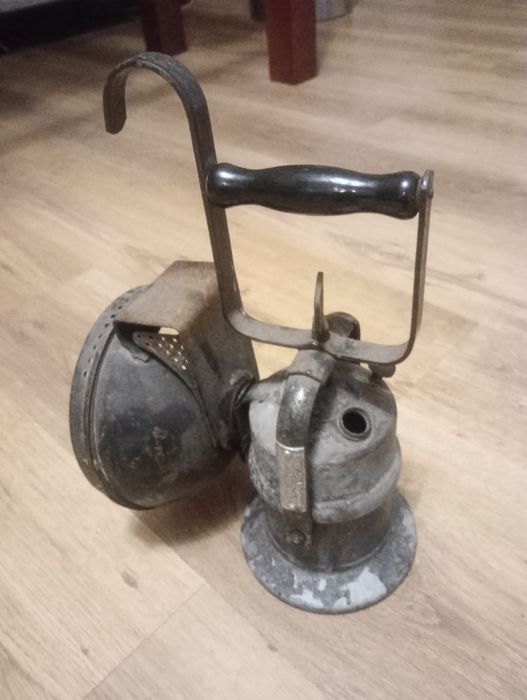 Lampa kolejowa karbidowa