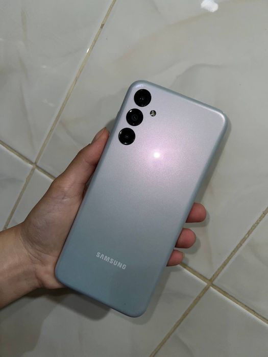 Продам телефон Samsung Galaxy M14 4/128GB