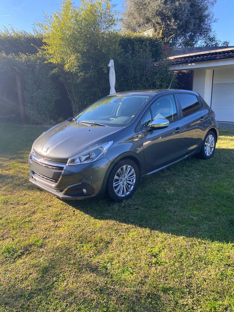 Peugeot 208 1.6 BlueHDi Style