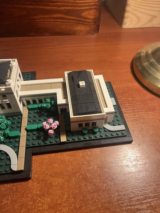 Lego Architecture 21054 bialy dom