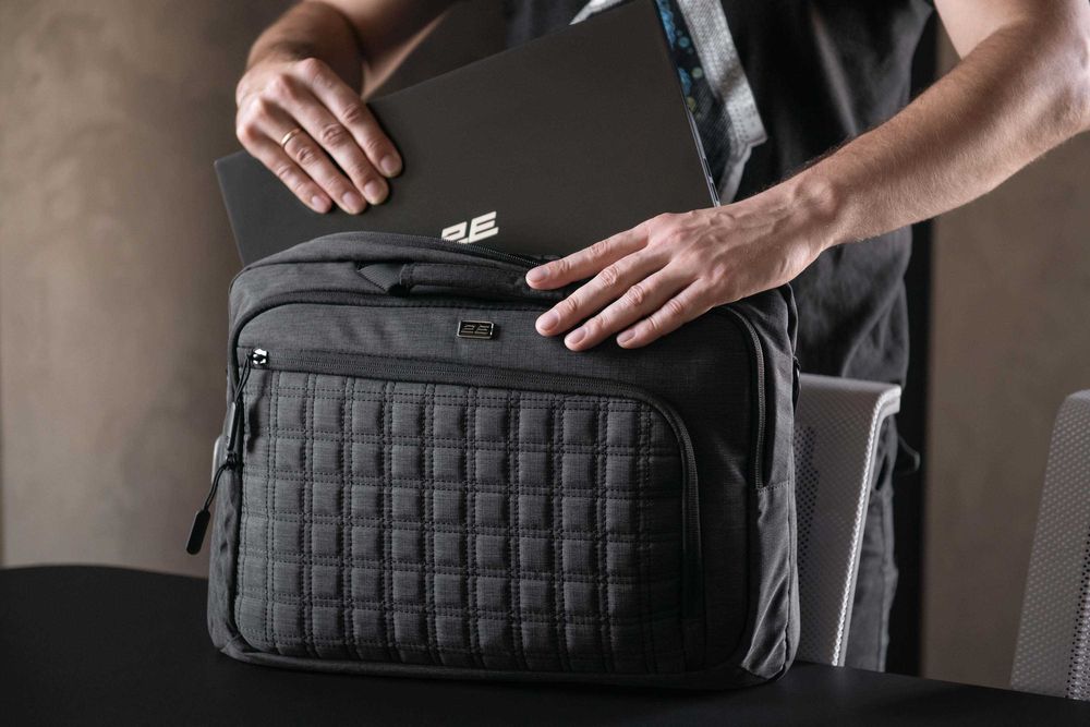 Сумка для ноутбука, 2E CrossSquares 16", нейлон, чорна,-19,9%
