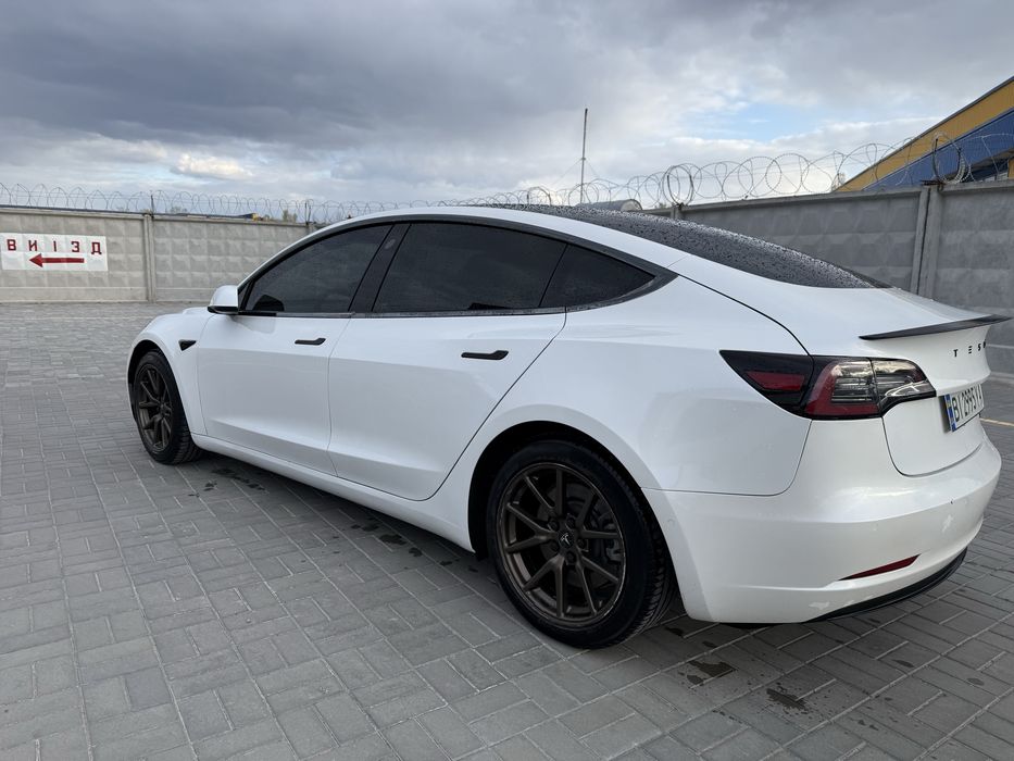 Tesla m3 2020р long range dual motor