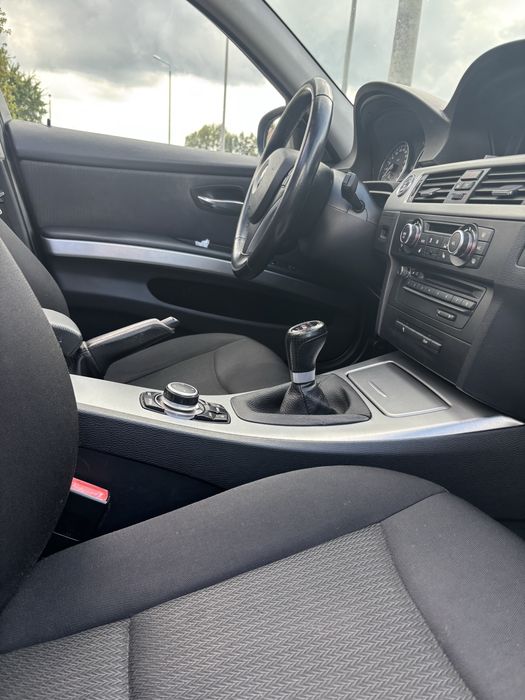 Bmw e 90  polift seria3. 320i