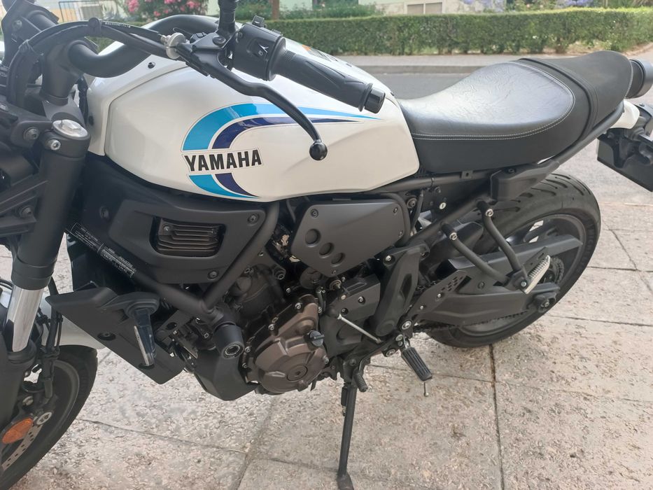 Yamaha XSR700 Historical White – 06/2023 – 14.000 km
