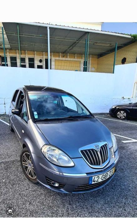 Automóvel Lancia Musa