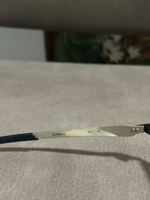 Oakley tincan original