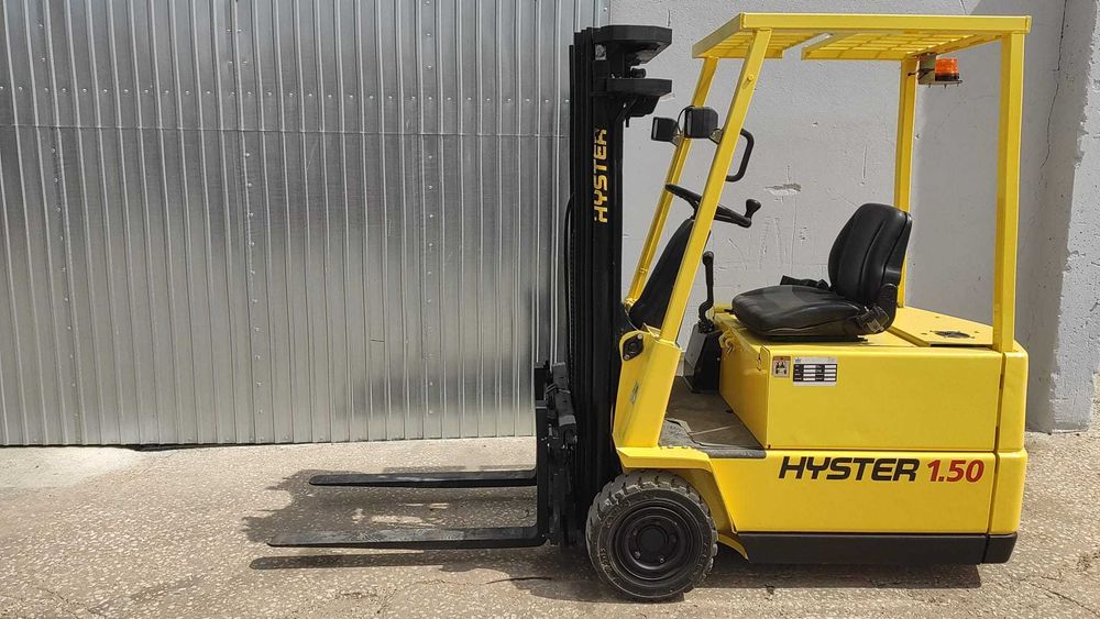 Empilhador eléctrico Hyster A1.502XL - 1.500 Kg (2608)