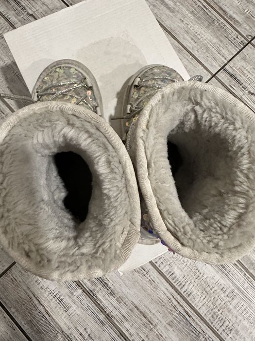 Дитяче взуття на дівчинку 31р