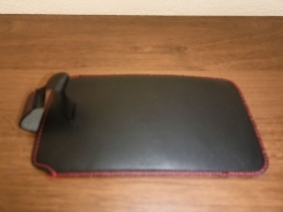 Etui na telefon 15 cm x 8,5 cm