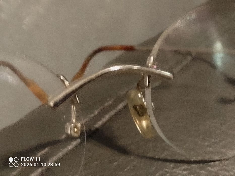 Aston Martin model RIMLESS bez ramkowe