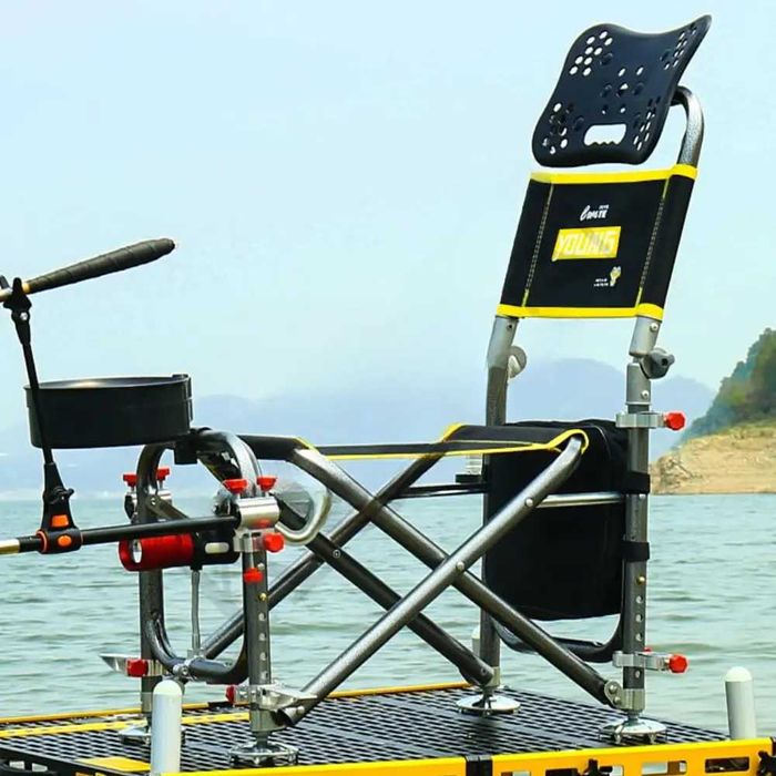 Крутезний телескопічний стілець