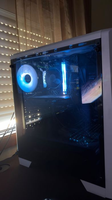 Pc Radeon rx6650xt i5 12400f