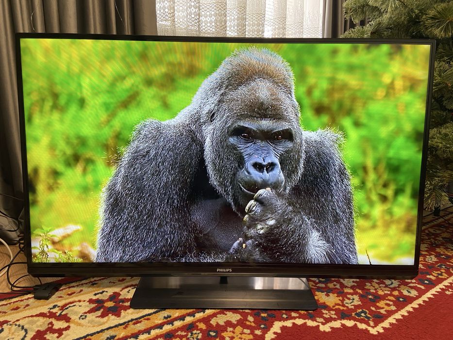 Телевізор Philips 47pfl6057K/4Ambilight/3D/100Гц