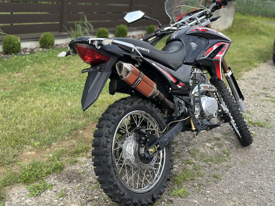 Viper 250.