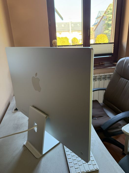 Komputer APPLE iMac 24 4k 23.5" Retina M3 10R GPU 8GB RAM 256GB SSD macOS Srebrny
