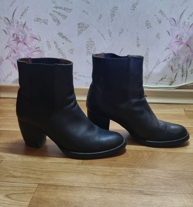 Жіночі іспанські чоботи з натуральної шкіри