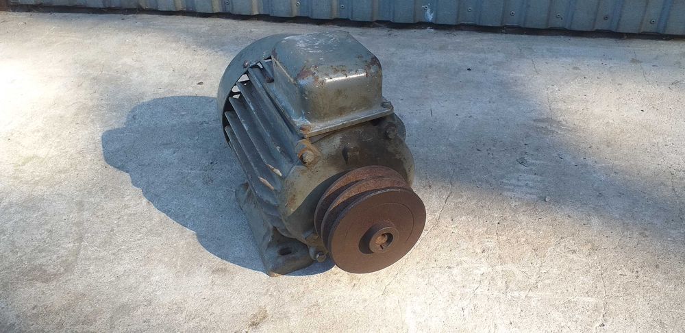 Silnik 1,1kw 1390 obr. Polski