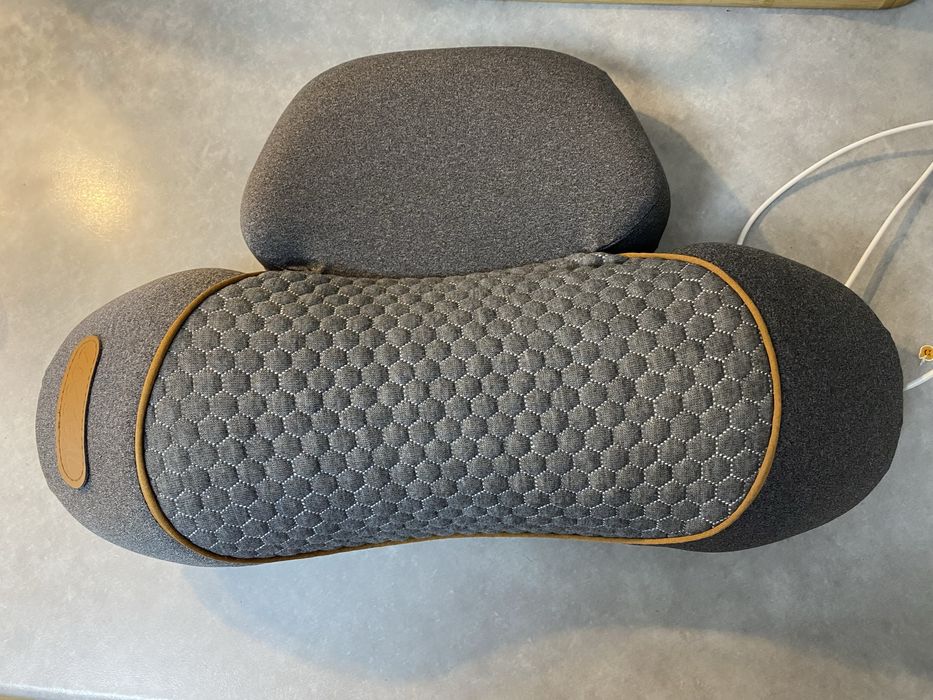 Масажер для шиї з підігрівом