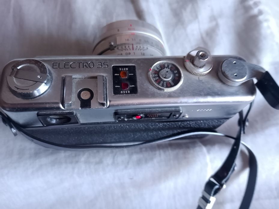 Máquina fotográfica analógica Yashica