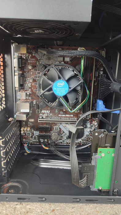 Torre de PC Fixo Como Nova