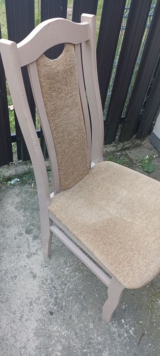 Krzesła 4 szt drewniane