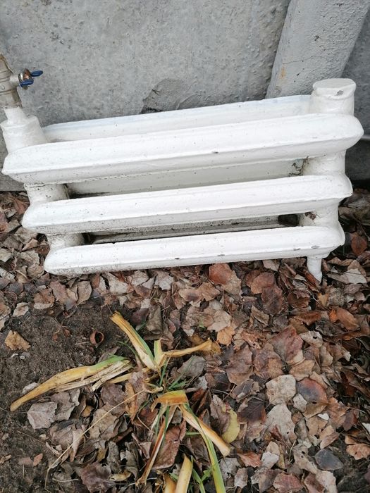 Батареї продам 900 грн за всі