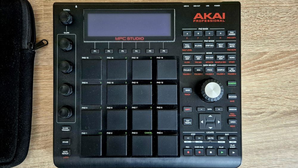 AKAI MPC STUDIO 【中古】 i-akai-mpc-studio-silver.jpg