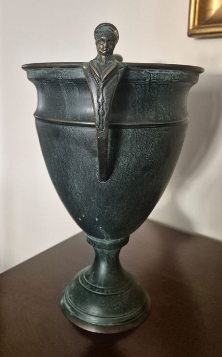 Puchar dekoracyjny, kielich metalowy, stara patyna