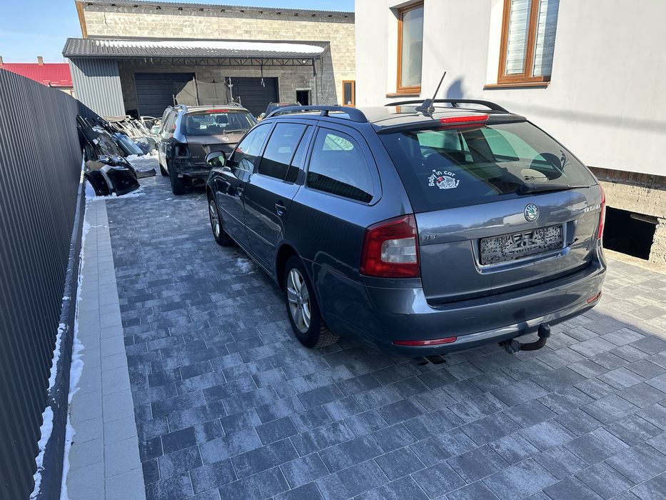 Розборка Skoda Octavia A5 ШРОТ шкода октавія А5 запчастини