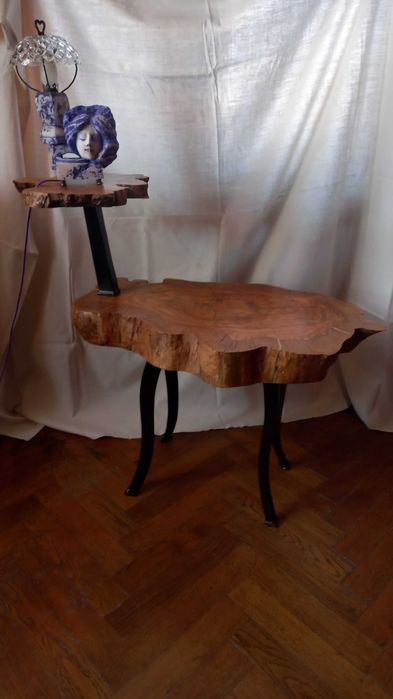 Stolik kawowy plaster  z drzewa oliwnego.