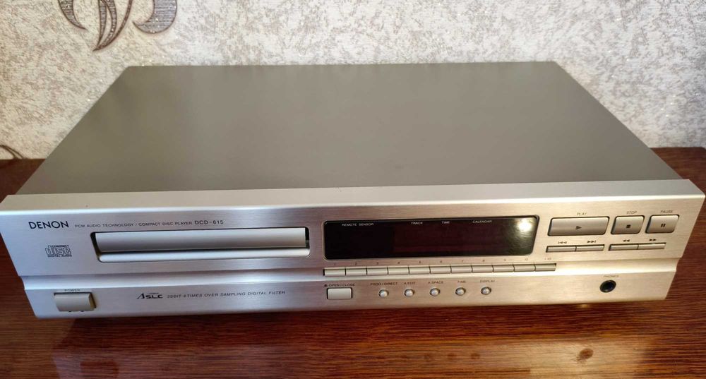 Проигрыватель Compact Disc Player CD Denon DCD-615 Made in GERMANY