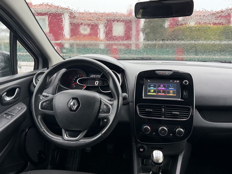 Renault Clio 0.9 TCe Grandtour - 2017 /  139.000km - Garantia