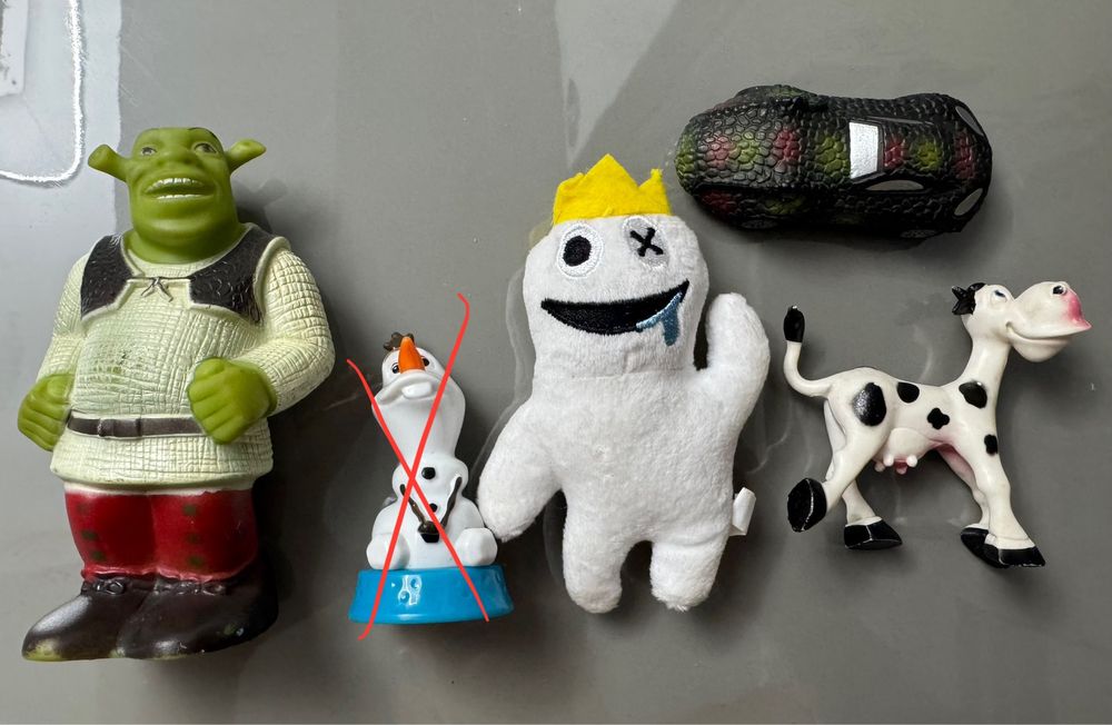 Кіндер, Kinder та інші фігурки