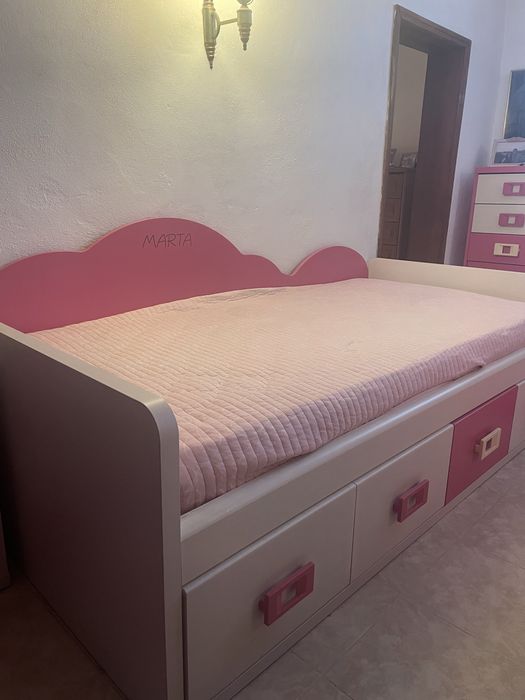 Mobilia de quarto menina