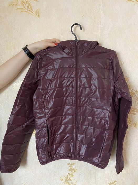 Ветровка женская