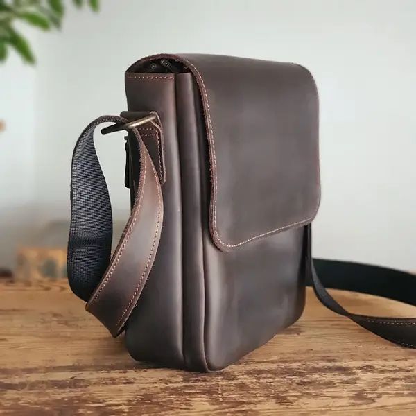 Чоловіча шкіряна сумка на подарунок для чоловіка чоловіку подарок