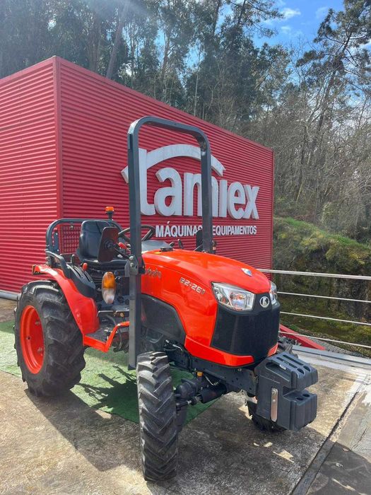 Trator  Semi-Novo Kubota B2261 — 2024